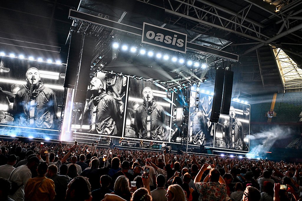Liam Gallagher Opens “OASIS” Reunion Tour in Rare Ten c × Awake NY